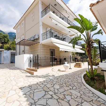 Barefoot Contessa Apartment Lourdata  Exterior photo